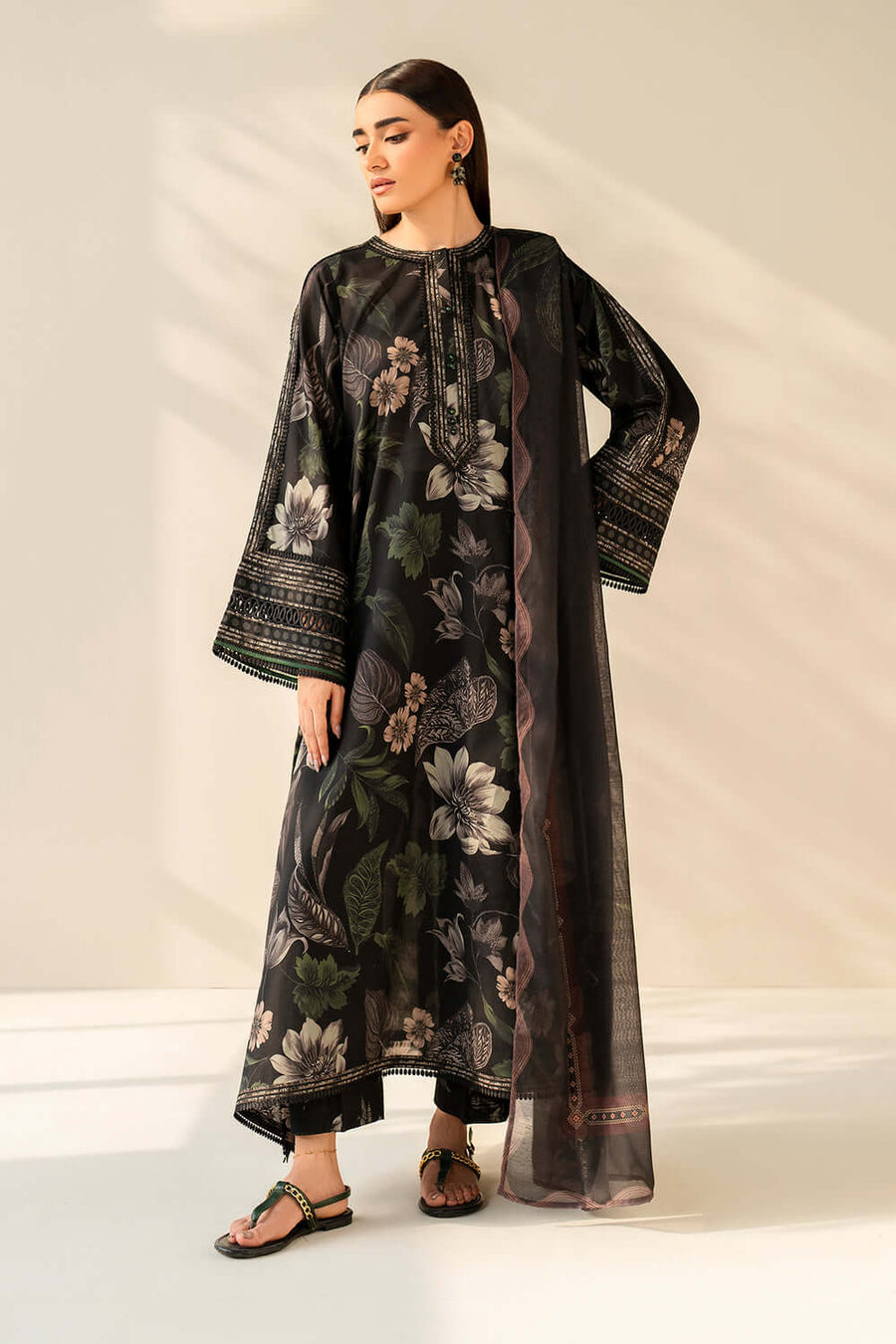 khaddar dress design 2025 Latest Khaddar Dress Designs 2025 for Winter