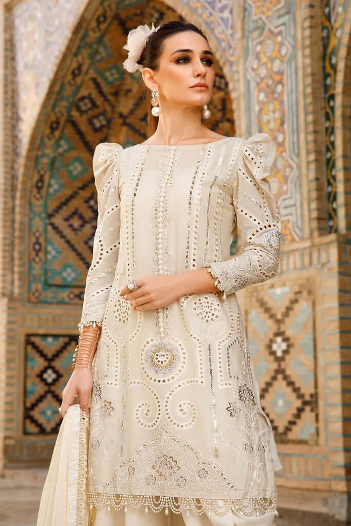 Beautiful chicken kari dress can be made in any color , embellished with  panni work bookings are now open Follow us on Instagram : paki... |  Instagram